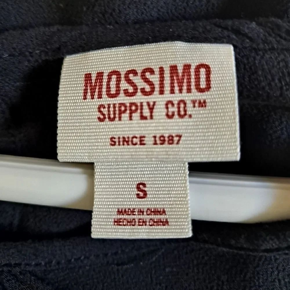 Mossimo Bell Sleeved Top - Picture 3 of 6